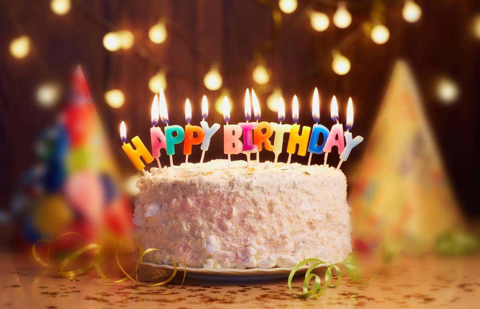 100 lời chúc sinh nhật anh trai bá đạo hài hước mà ý nghĩa
